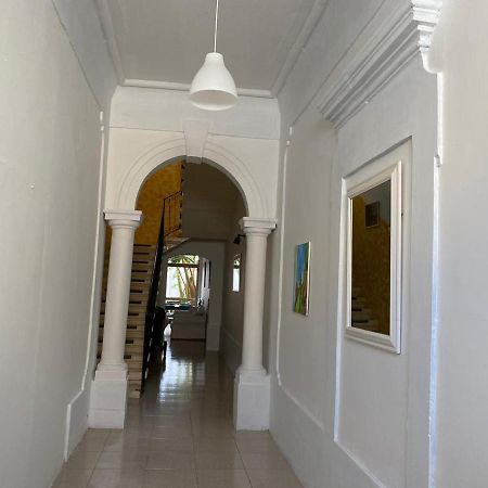 Butts Inn Annex Dormitory Hostel Ghajn il-Kbira  エクステリア 写真